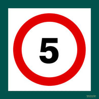 '5 mph' sign